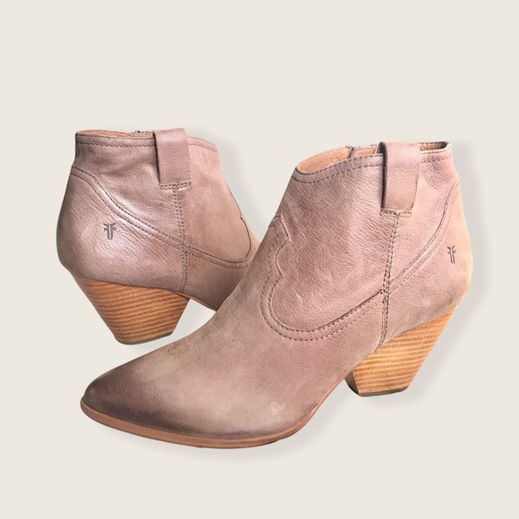 Frye Reina Genuine Leather Cute Ash Ankle Booties - Picture 14 of 16